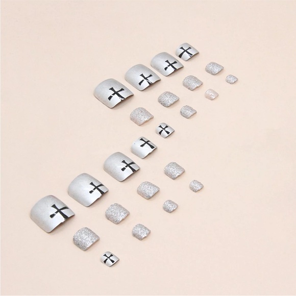 24 pcs Toe nails - Picture 5 of 8
